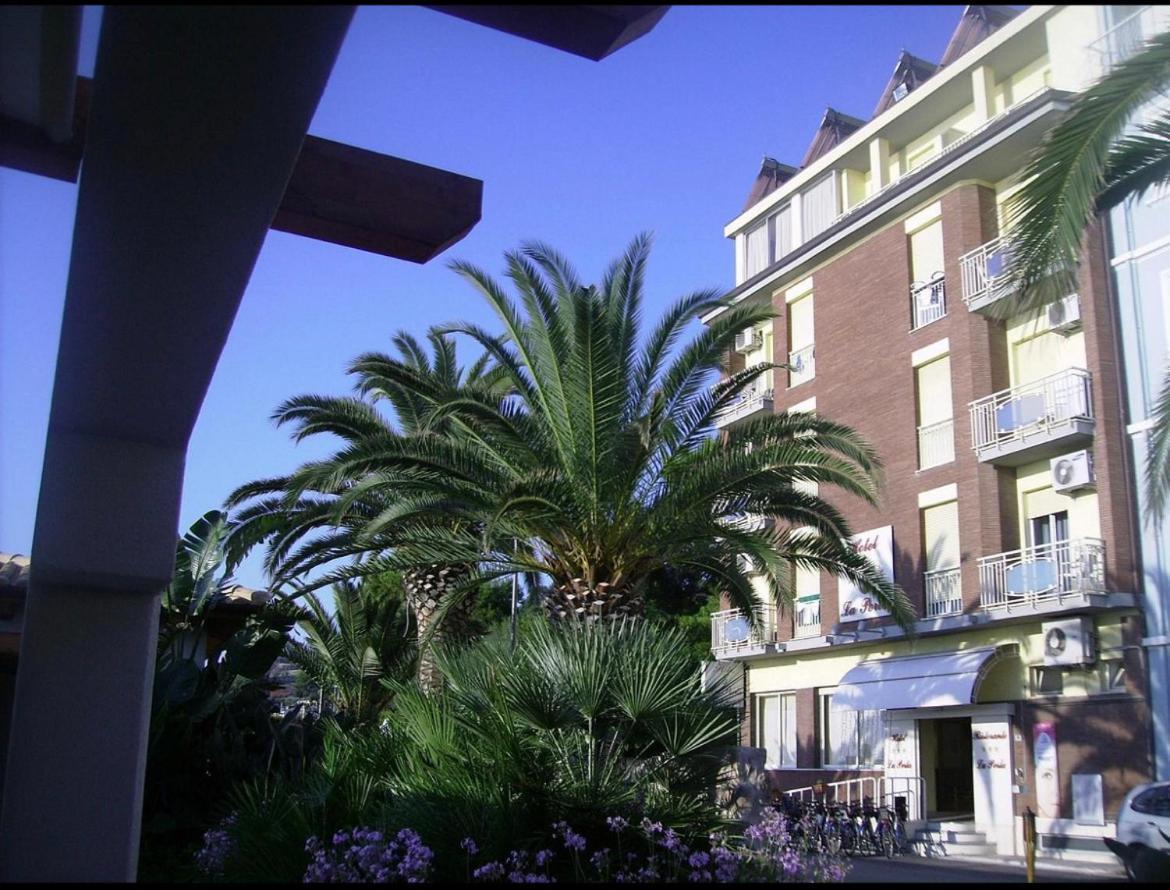 Hotel La Perla Cupra Marittima Dış mekan fotoğraf