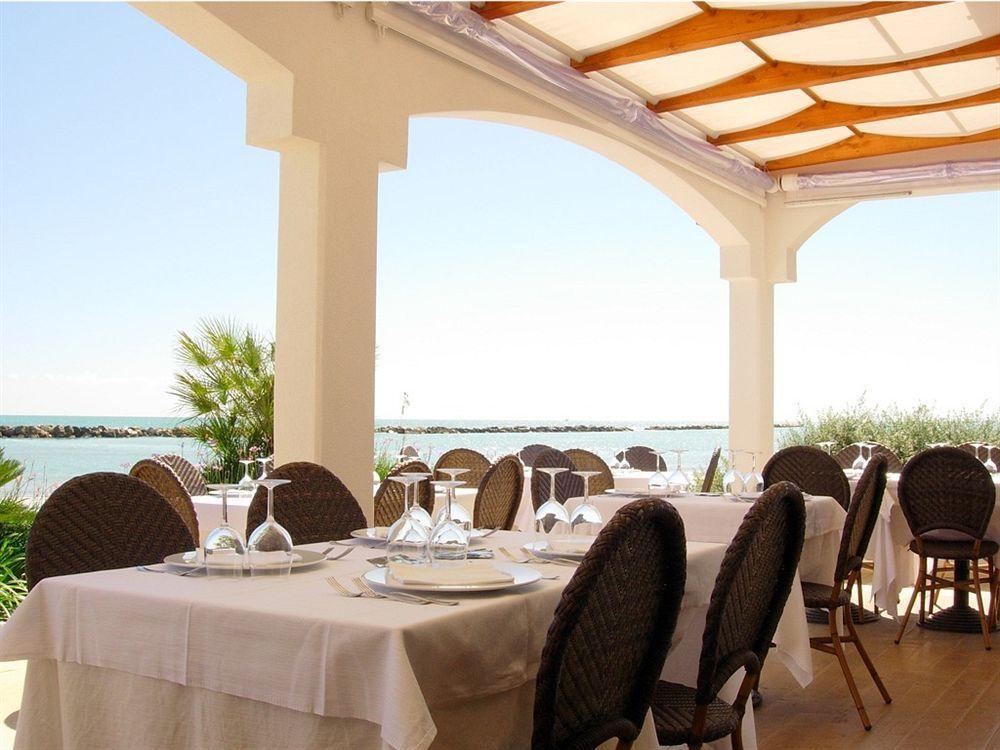 Hotel La Perla Cupra Marittima Dış mekan fotoğraf